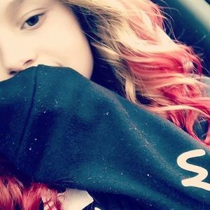 Meet your Posher, Rebecca